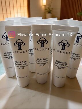 Circadia Light Day Sunscreen SPF 37 – (9) samples - exp 3/28